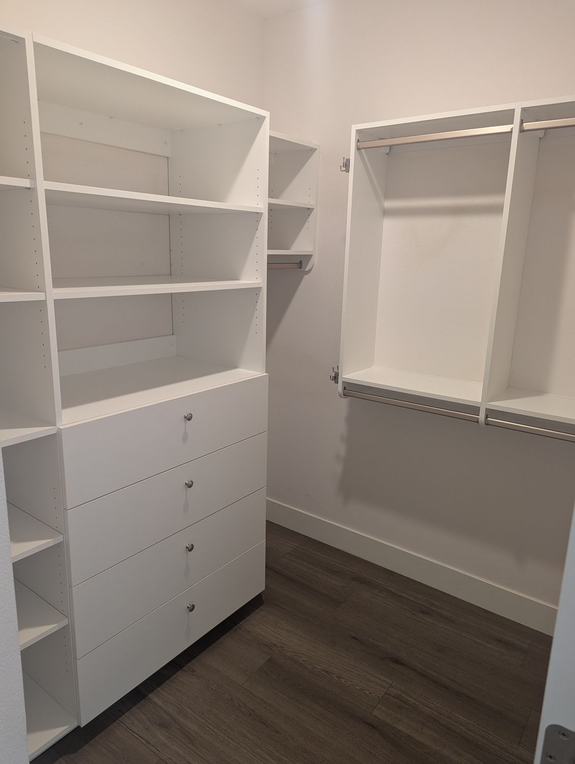 White 7 by 7 closet, right corner
